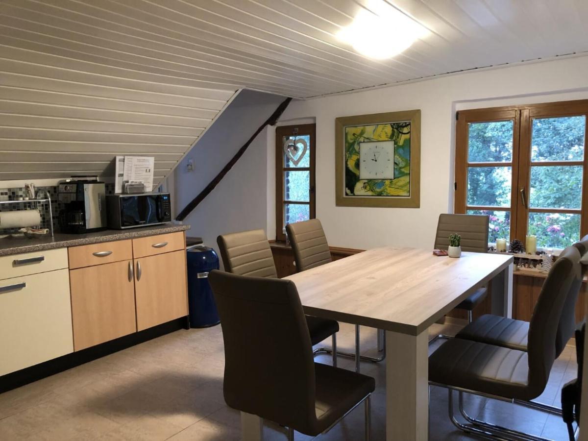 Ferienwohnung Auf Denkmalgeschuetztem Sturmhof Грефрат Экстерьер фото